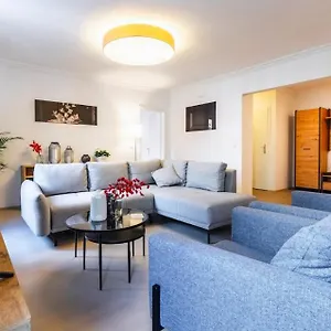 Experience From A Stylish And Modern Appartement Vienne